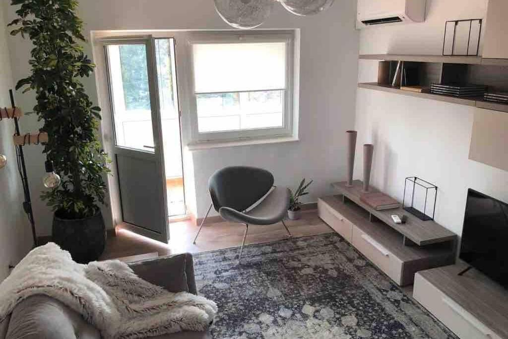 Apartament Downtown Chic Jassy Zewnętrze zdjęcie