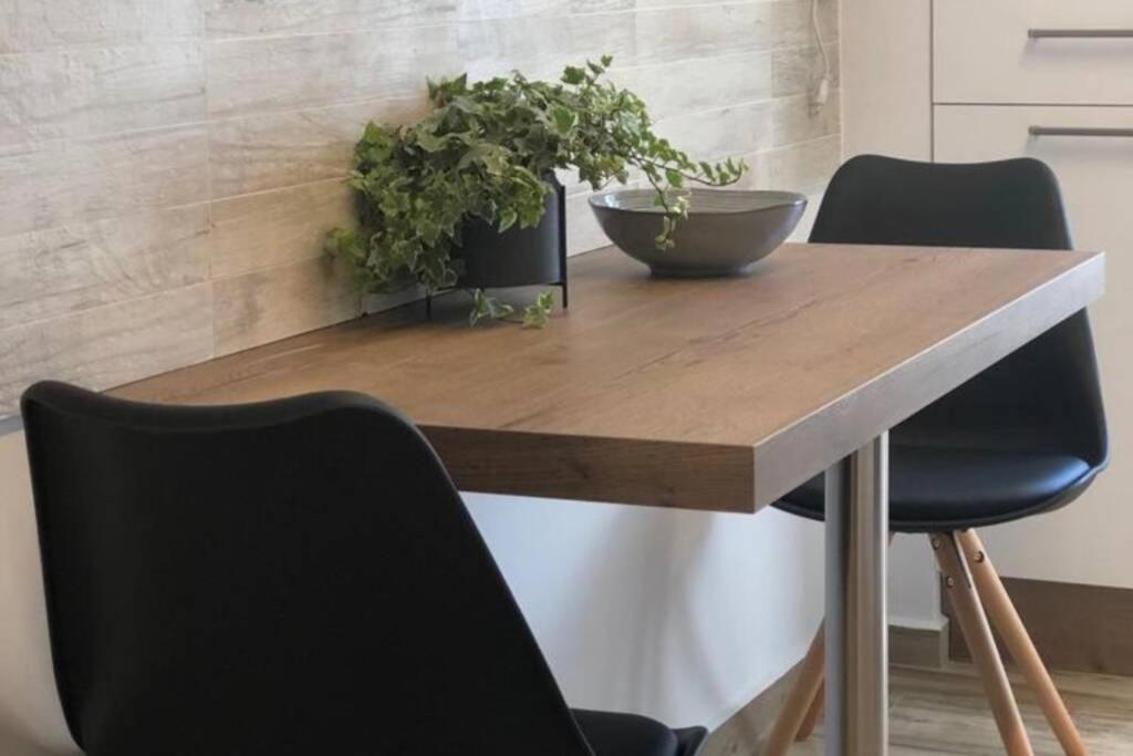 Apartament Downtown Chic Jassy Zewnętrze zdjęcie